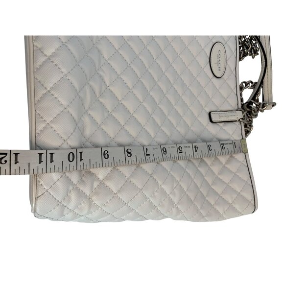 Coach Mewtro F32905 Quilted Leather Tote Bag With Chain Strap & Pockets O10723 - Picture 9 of 15